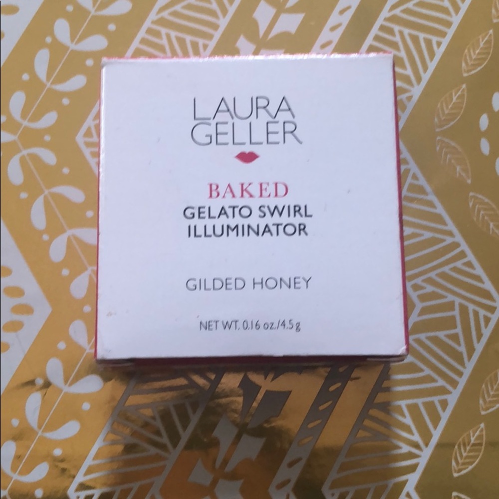 Laura Geller highlighter in gilded honey